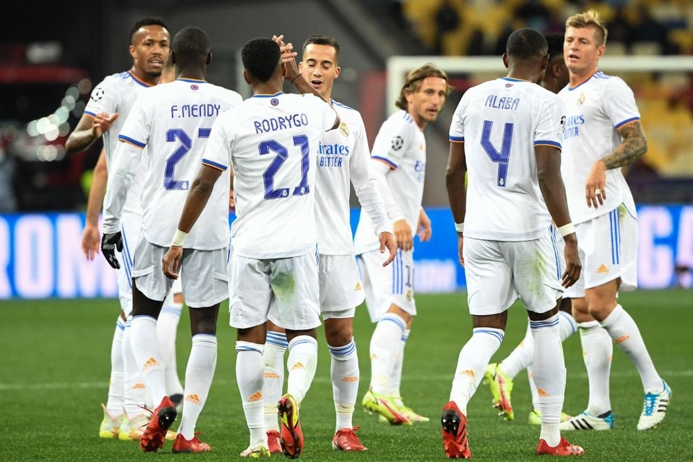 Real Madrid huỷ diệt Shakhatar Donetsk trong ngày Vinicius rực sáng - Ảnh 5.
