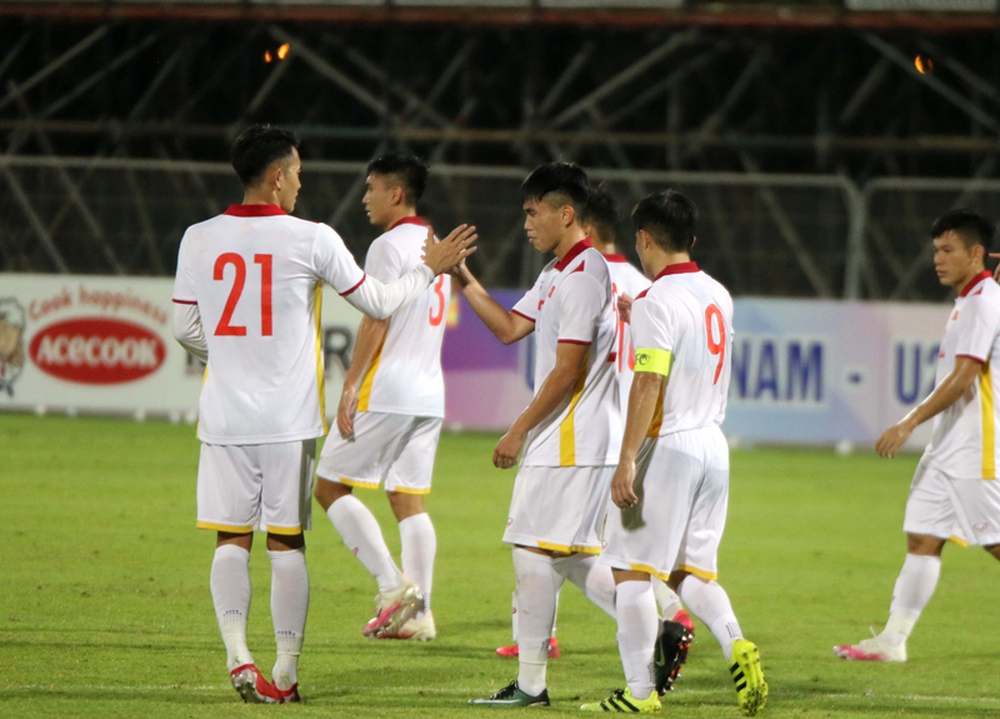 Vòng loại U23 châu Á: Việt Nam bị đặt dấu hỏi; Thái Lan lo lắng trước kẻ ngáng đường khó chịu - Ảnh 2.