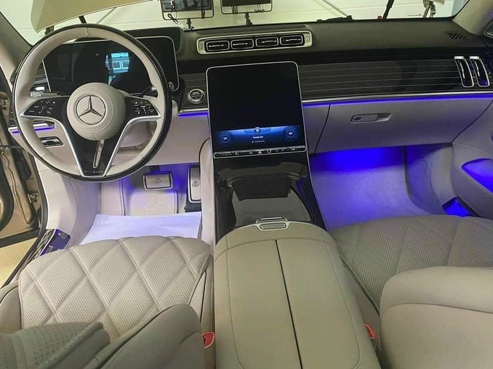 Lộ diện hình ảnh đầu tiên của siêu phẩm Maybach S680 chuẩn bị cập cảng, giá trên 17 tỷ đồng - Ảnh 5.