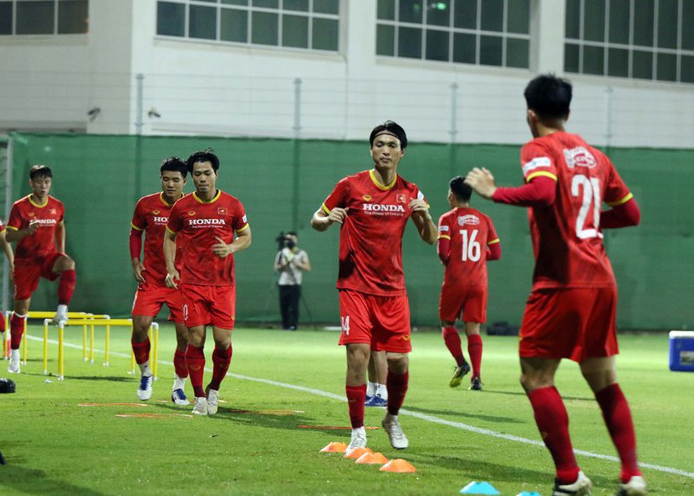Chuyên gia quốc tế tiên tri kết cục trận đấu Việt Nam vs Trung Quốc - Ảnh 1.