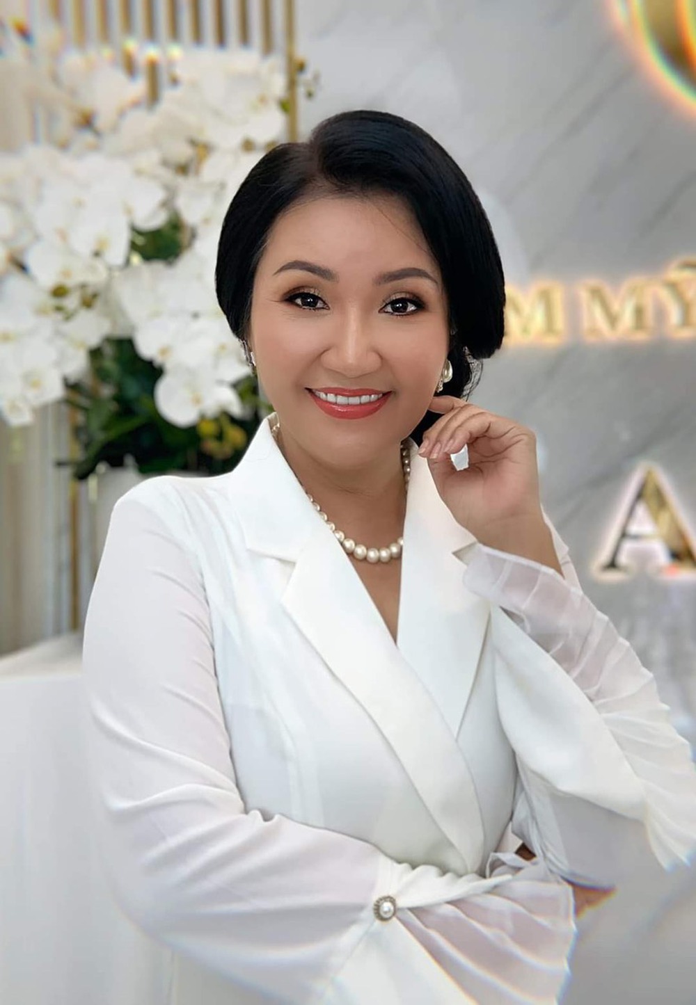 Ngân Quỳnh: Bỏ cải lương để giữ sinh mệnh cho con, bị ép phải đổi nghệ danh - Ảnh 5. Ngân Quỳnh: Bỏ cải lương để giữ sinh mệnh cho con, bị ép phải đổi nghệ danh - Ảnh 5.