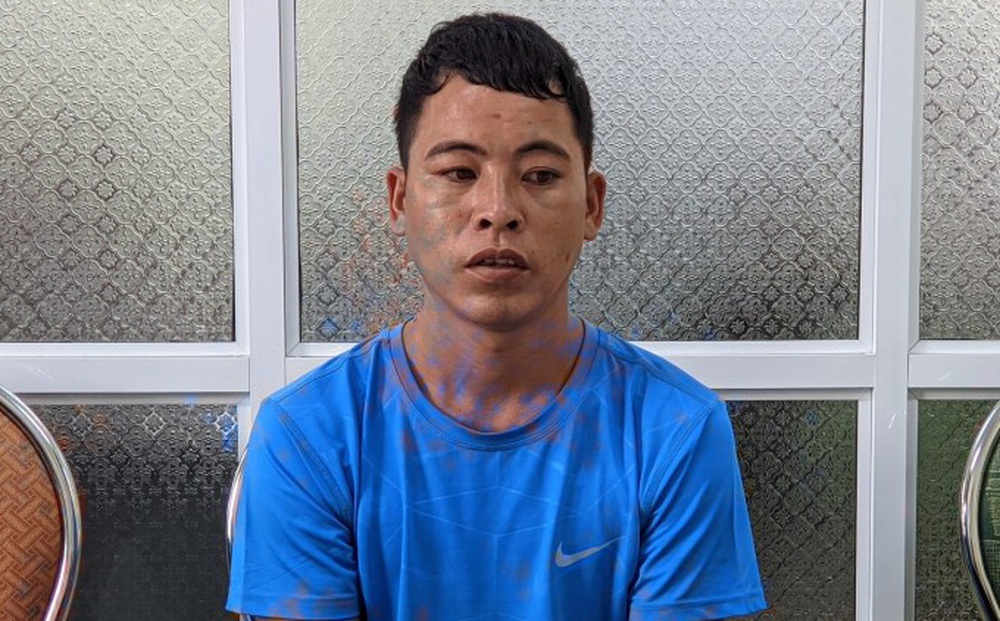 Đánh bạc thua, gã đàn ông về nhà bắt con 4 tuổi sang Trung Quốc gán nợ