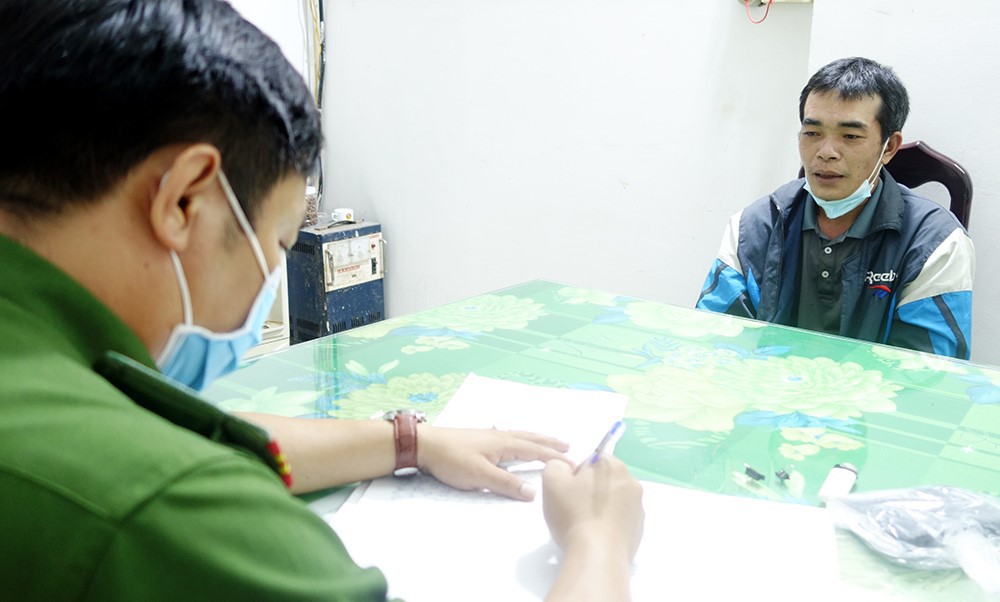 Lời khai của kẻ hiếp dâm bé gái rồi chở lên núi bóp cổ đến chết - Ảnh 2.