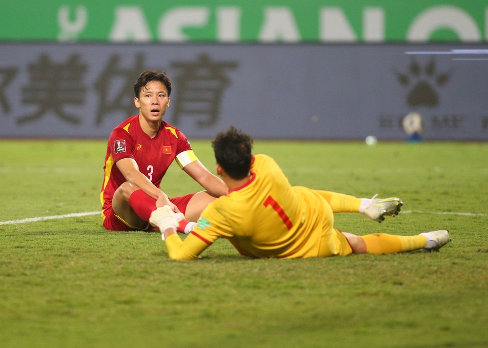 Kết quả Việt Nam vs Nhật Bản: Việt Nam may mắn thoát trận thua đậm đà trước Nhật Bản - Ảnh 5.