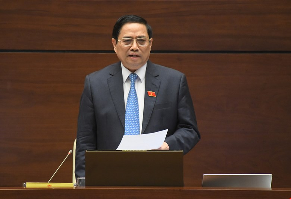 Thủ tướng Phạm Minh Chính trả lời chất vấn: Việc học trực tuyến không thể kéo dài - Ảnh 2.