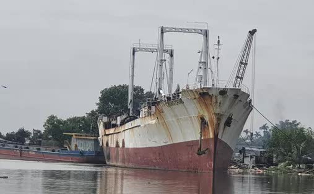 Phát hiện tàu biển 3.200 tấn nhập lậu từ nước ngoài về Việt Nam rồi phá dỡ lấy sắt vụn