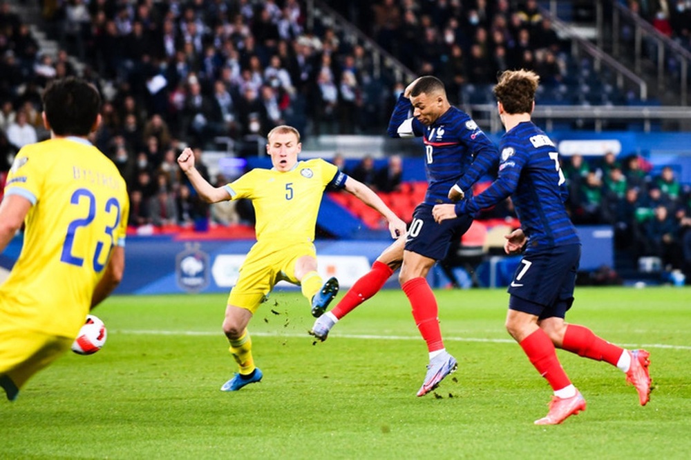 Mbappé và Benzema tỏa sáng, Pháp hủy diệt Kazakhstan 8-0 để giành vé đến World Cup 2022 - Ảnh 2.
