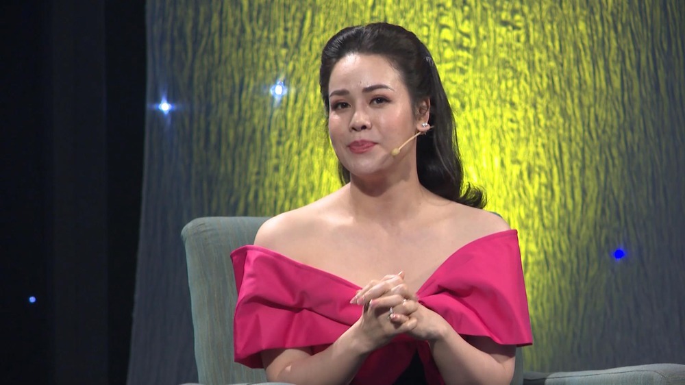 Nhật Kim Anh: Trên đường chuyển vào Nam, chúng tôi bị cướp hết vàng - Ảnh 1. Nhật Kim Anh: Trên đường chuyển vào Nam, chúng tôi bị cướp hết vàng - Ảnh 1.