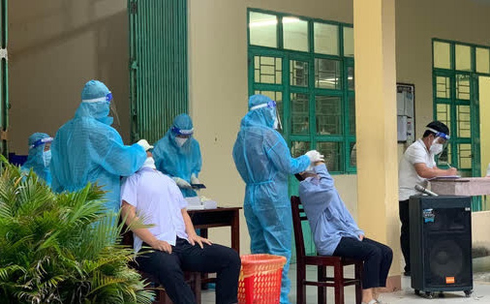 23 học sinh dương tính SARS-CoV-2 trong một trường học Quảng Nam