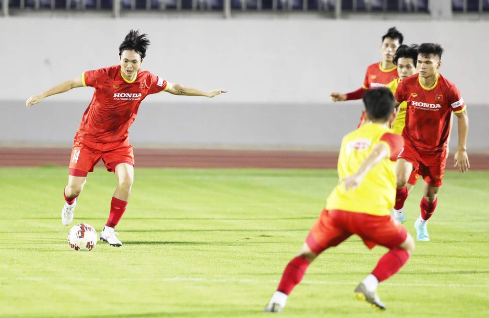Nếu đội tuyển Việt Nam không thể vô địch AFF Cup 2021, ai sẽ là người đau đớn nhất? - Ảnh 4.