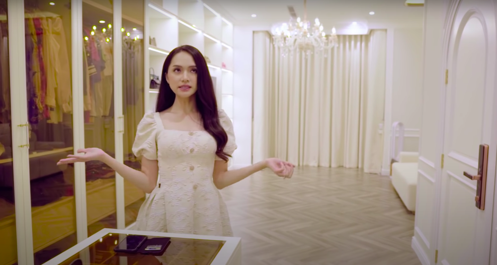 Hoa hậu chuyển giới Hương Giang khoe cận cảnh biệt thự đắt đỏ, có cả thang máy - Ảnh 14.