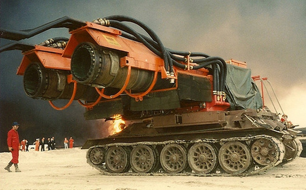 "Quái vật máy" kinh khủng kết hợp từ máy bay và xe tăng: Vì sao Nga làm thứ kỳ dị này?