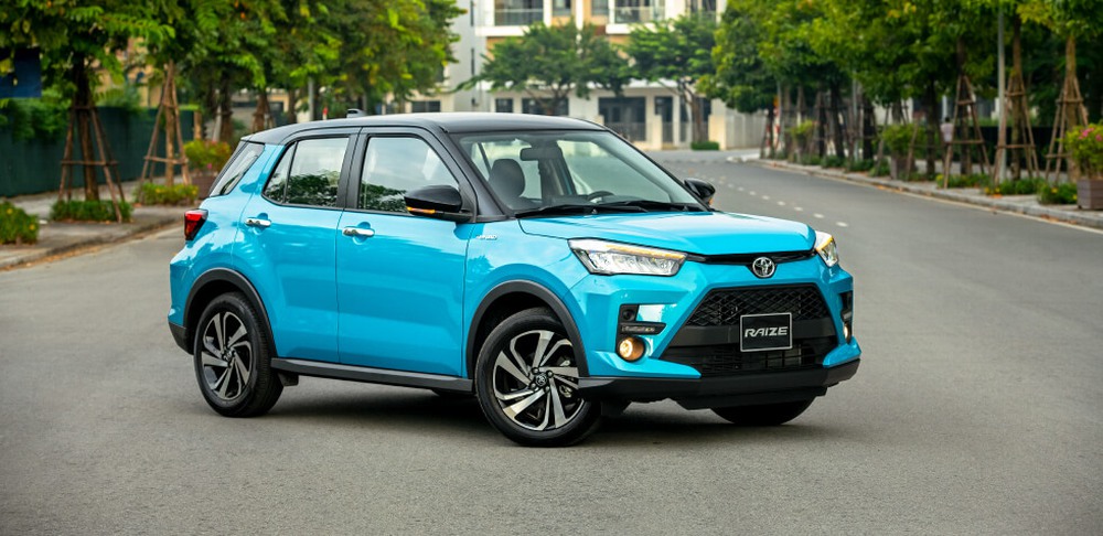 Toyota Raize chính thức chốt giá, Kia Sonet cảm thấy vui mừng? - Ảnh 1.