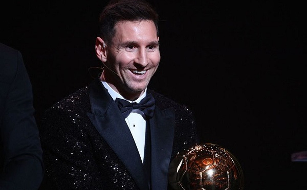 Messi lưu giữ QBV thứ 7 ở… Barcelona