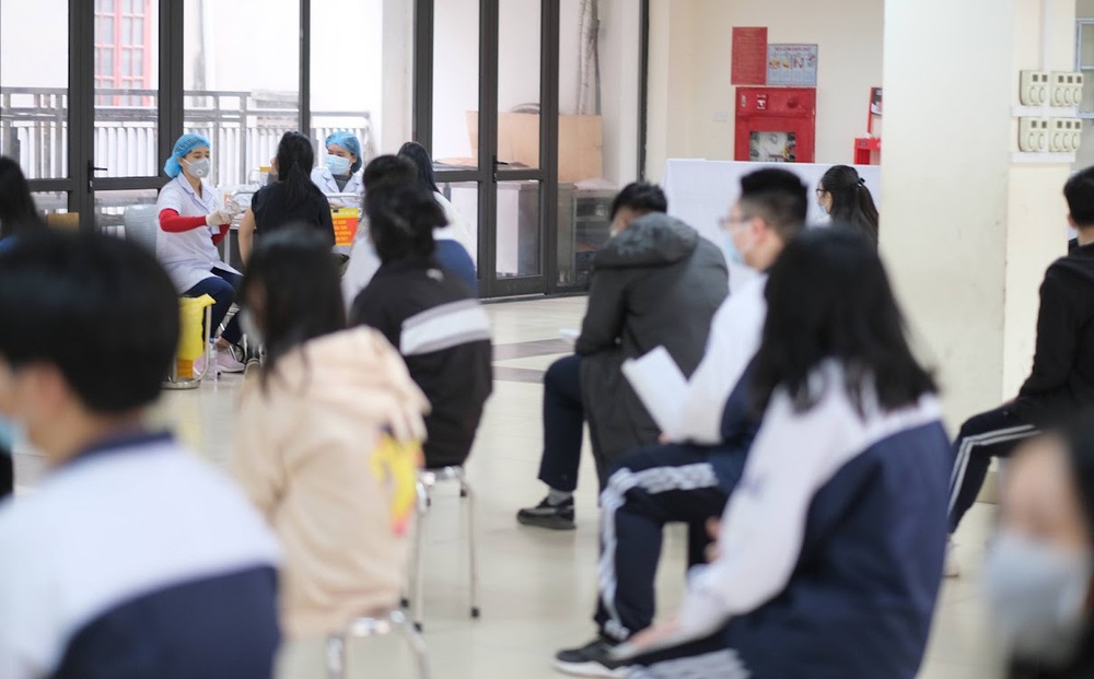 86 học sinh nhập viện sau tiêm vaccine COVID-19 ở Thanh Hoá