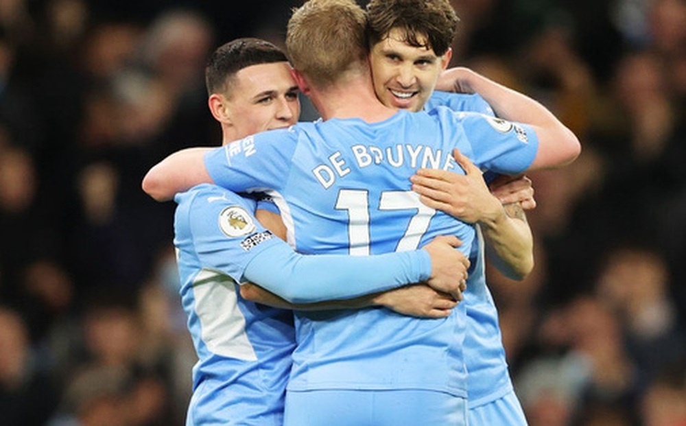 Chơi thăng hoa, Man City đè bẹp Leeds ngay trên sân nhà với 7 bàn thắng