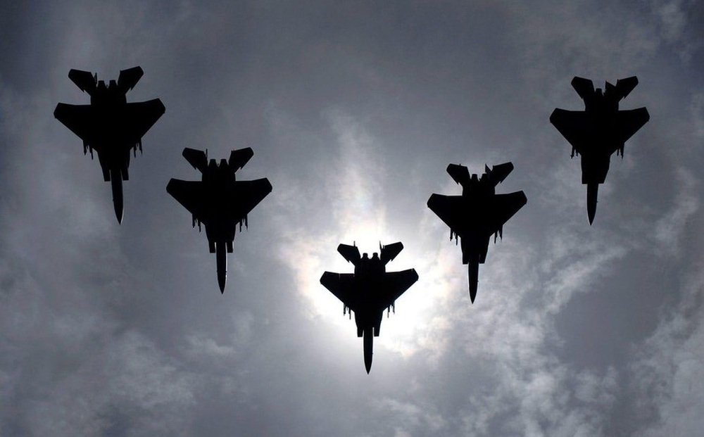 Mỹ dẫn đầu thế giới về số máy bay quân sự, nhiều gấp 3 lần Nga