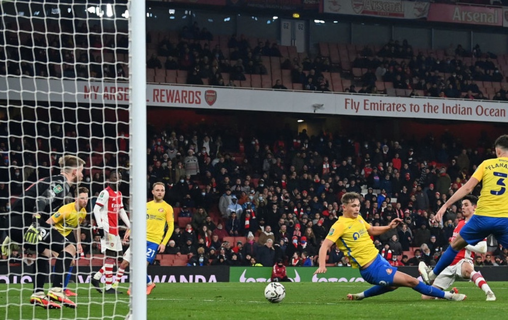 Sao trẻ lập hat-trick, Arsenal hiên ngang tiến vào vòng bán kết cúp Liên đoàn Anh - Ảnh 7.