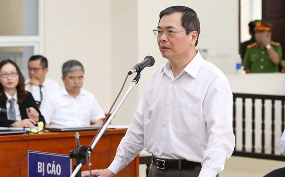 Cựu Bộ trưởng Vũ Huy Hoàng tiếp xúc em trai là F0, xin hoãn phiên tòa phúc thẩm