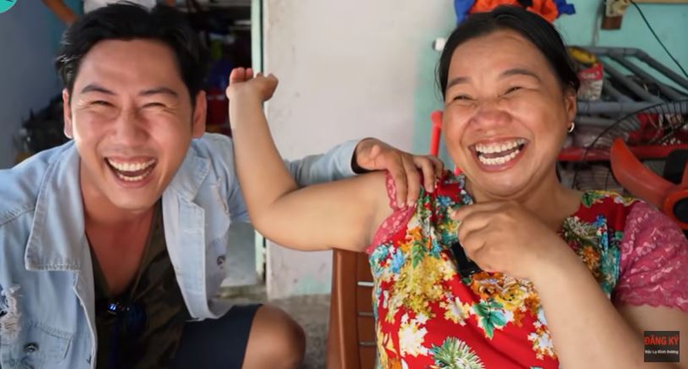 Hai nàng Hàm Hương miền Tây, da thịt tỏa mùi thơm kỳ lạ, cả xóm hiếu kỳ kéo đến ngửi - Ảnh 5. Hai nàng Hàm Hương miền Tây, da thịt tỏa mùi thơm kỳ lạ, cả xóm hiếu kỳ kéo đến ngửi - Ảnh 5.