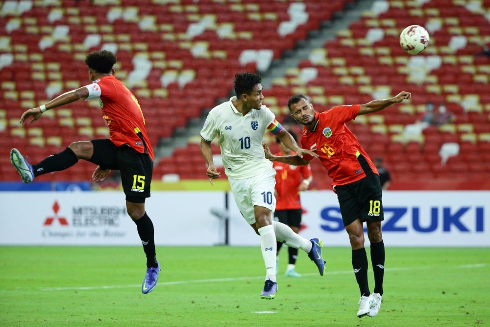 Hàng công cùn mòn, Thái Lan nhận tỷ số đáng thất vọng trong ngày ra quân AFF Cup - Ảnh 1.