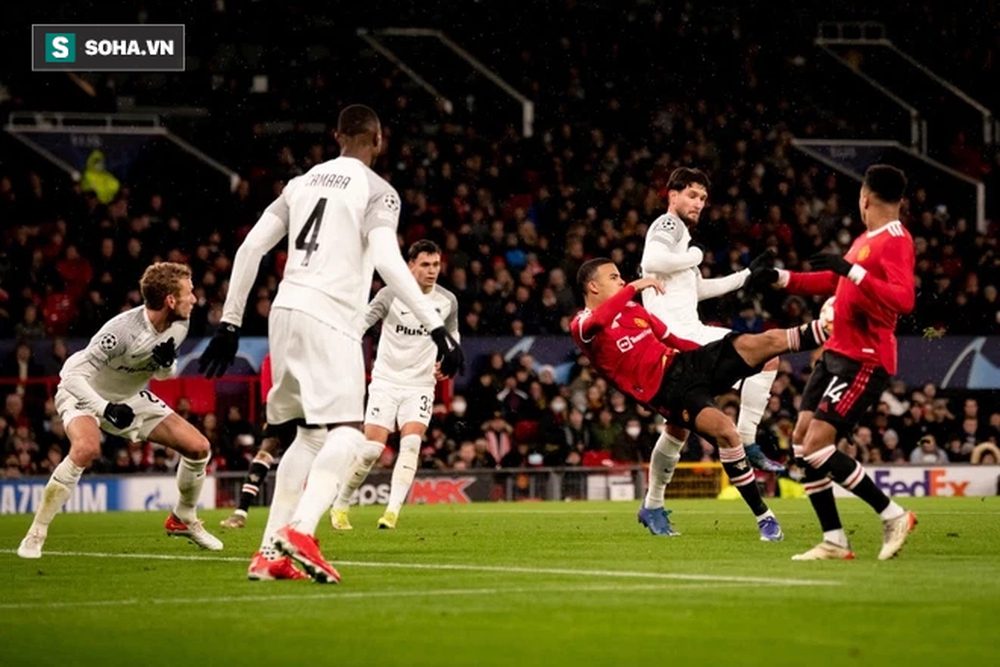 Ronaldo để hụt siêu kỷ lục, Man United dở khóc dở cười trước đối thủ yếu - Ảnh 1.