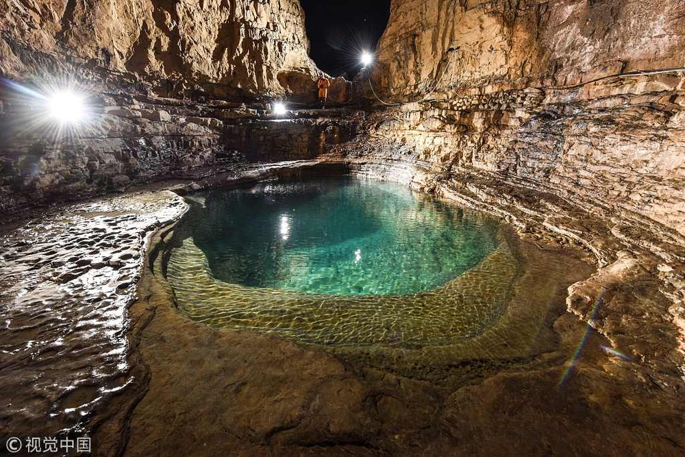 Thám hiểm hang động dài nhất châu Á, chuyên gia kinh ngạc phát hiện thứ hiếm có bên trong - Ảnh 6.