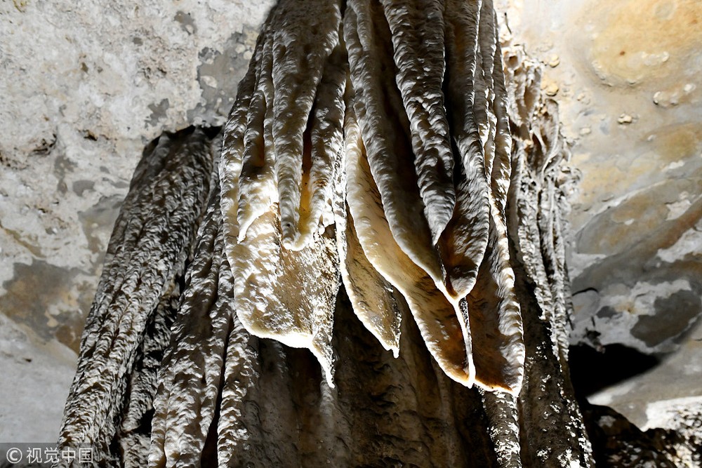 Thám hiểm hang động dài nhất châu Á, chuyên gia kinh ngạc phát hiện thứ hiếm có bên trong - Ảnh 8.