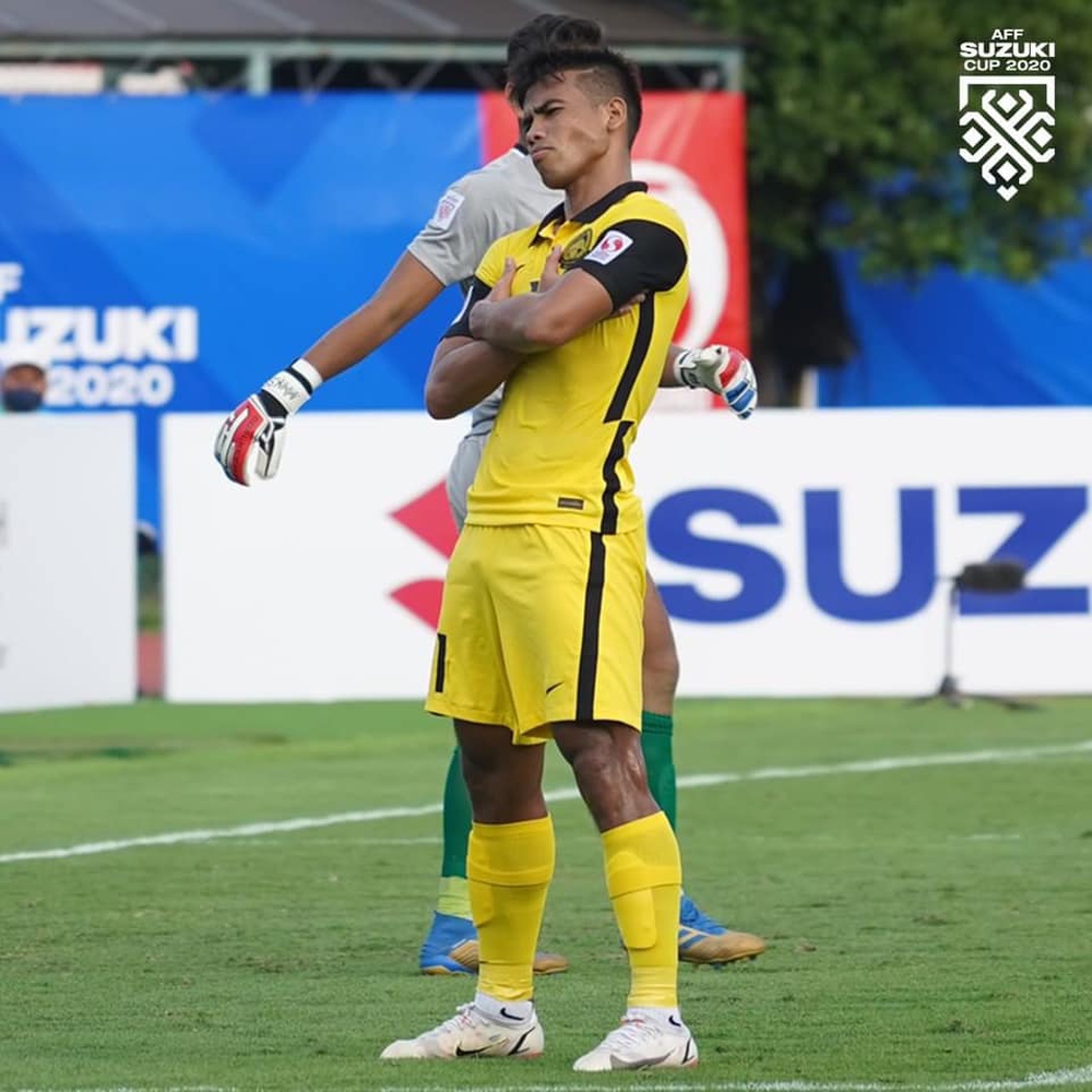 Ngôi sao từng xé lưới Việt Nam lập hat-trick, Malaysia đè bẹp Lào nhờ nhát dao chí mạng - Ảnh 1.