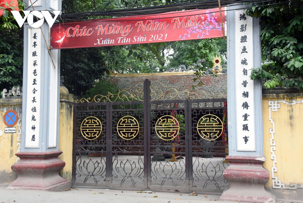Một số quán ăn, quán cafe tại Hà Nội vẫn mở cửa bất chấp lệnh cấm - Ảnh 14.