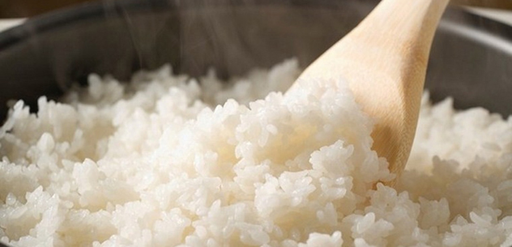Chữa cơm nhão thành cơm ngon thần sầu dễ như trở bàn tay - Ảnh 1.