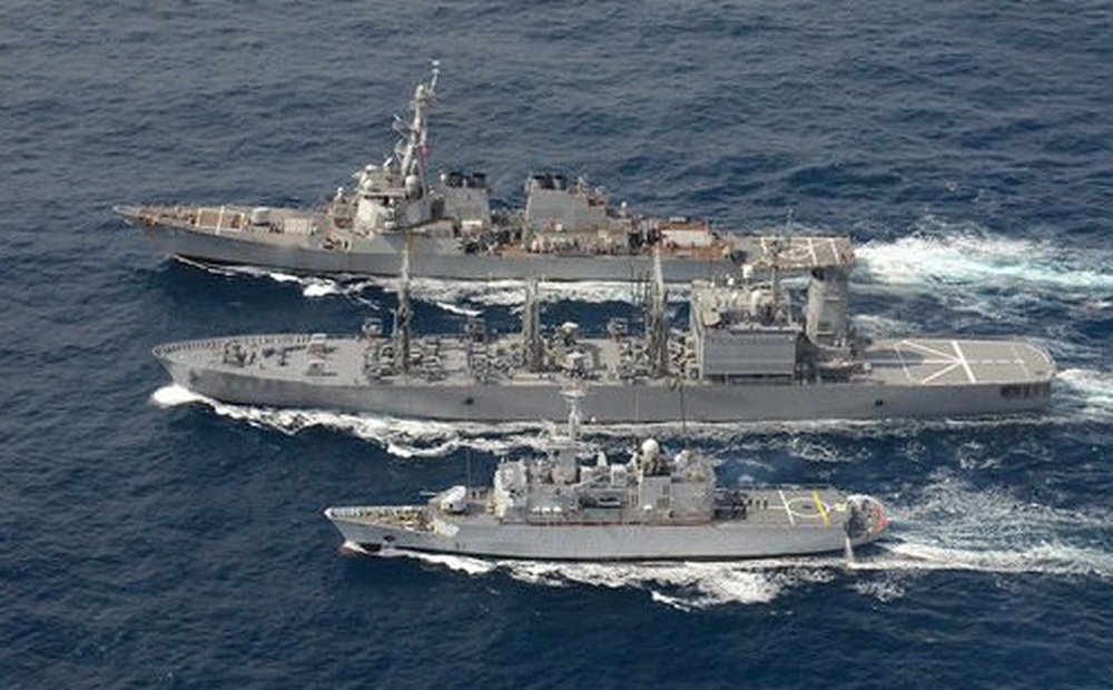 Quân đội Trung Quốc gửi cảnh báo ớn lạnh tới tàu chiến Mỹ