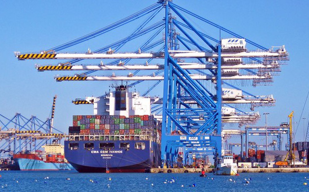 Doanh nghiệp Trung Quốc vung tiền mua container rỗng khiến xuất khẩu toàn cầu gặp khó