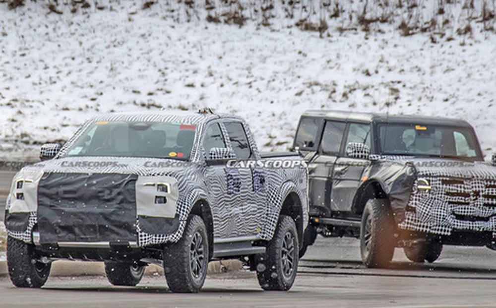 Ford Ranger Raptor thế hệ mới chạy thử trên đường phố, để lộ chi tiết ống xả mới lạ