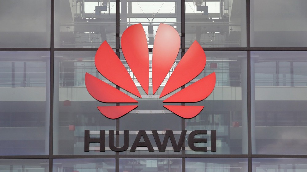 Thấm đòn ở Mỹ và châu Âu, Huawei xoay trục sang Nga: Chuyên gia nêu điều Moscow cần cảnh giác - Ảnh 1.