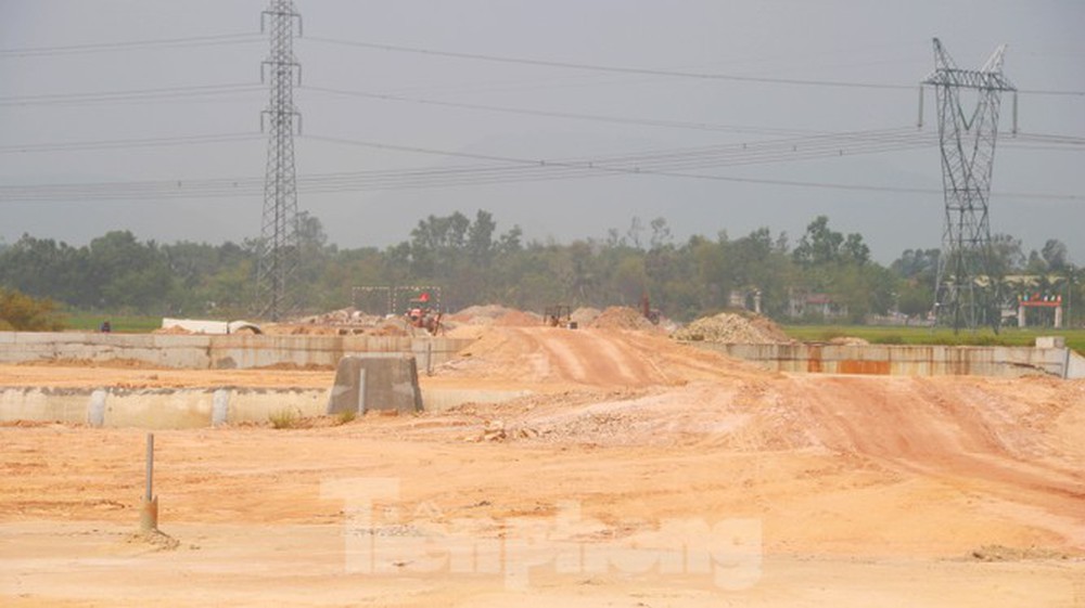 Cận cảnh đường vành đai 600 tỷ ở Đà Nẵng bị thanh tra vì chậm tiến độ - Ảnh 6.