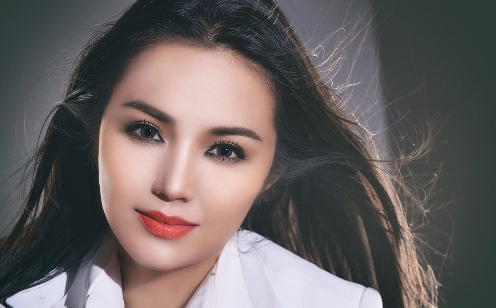 Hoa hậu Amy Lê Anh lần đầu chia sẻ chuyện đời tư