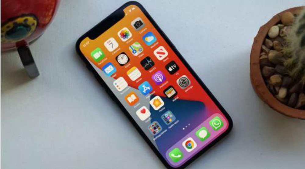 Hướng dẫn chuyển dữ liệu từ điện thoại cũ sang iPhone mới - Ảnh 1.