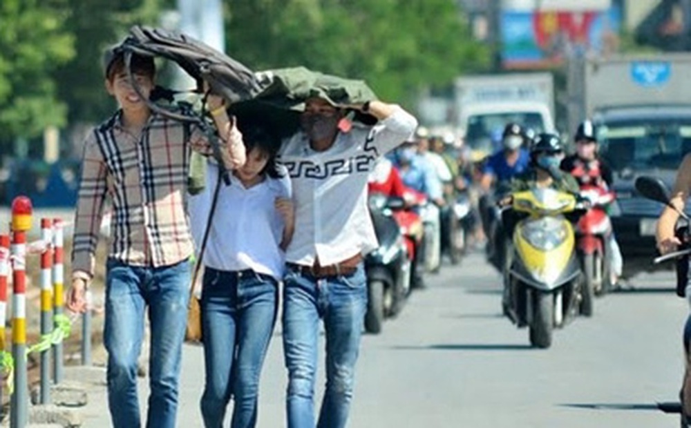Hà Nội nắng nóng 33 độ C