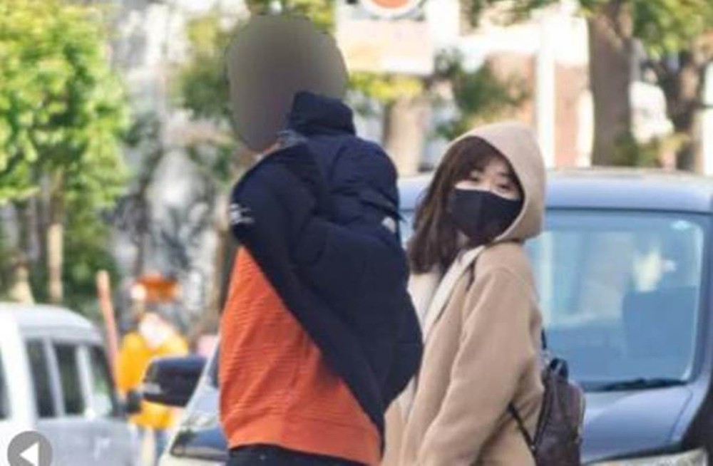 Đã có chồng điển trai, cựu nữ thần bóng bàn Nhật Bản vẫn bị bắt gặp vào khách sạn cùng trai lạ - Ảnh 2.