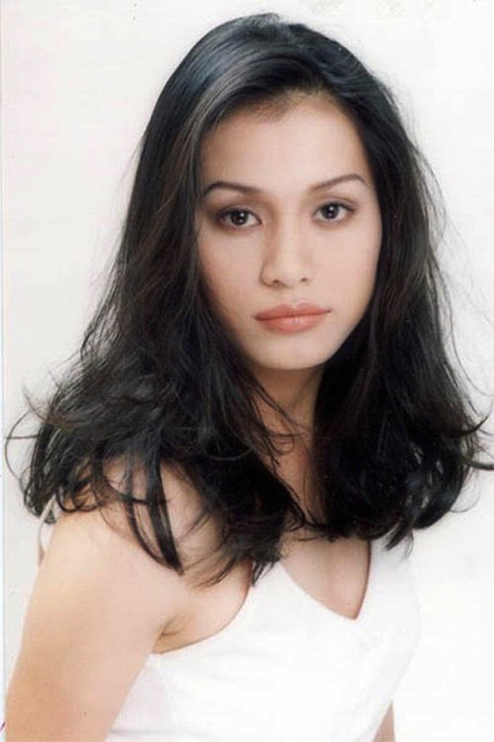Hoa hậu Việt Nam 1998 Ngọc Khánh: Đầu đầy tóc bạc nhưng nhan sắc lại gây bất ngờ - Ảnh 5.