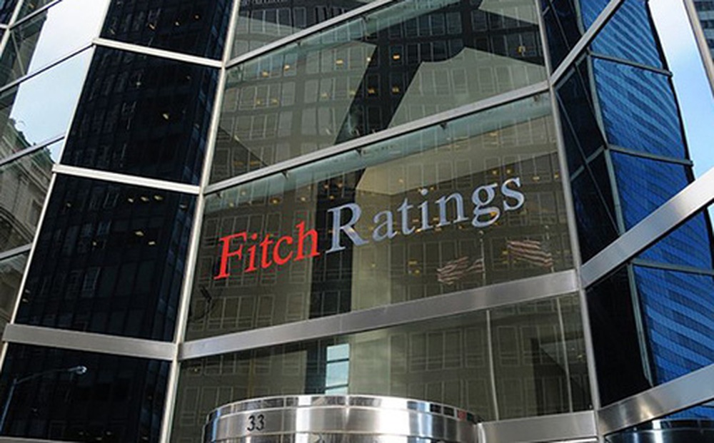 Fitch Ratings điều chỉnh xếp hạng tín nhiệm Việt Nam lên triển vọng 'tích cực'
