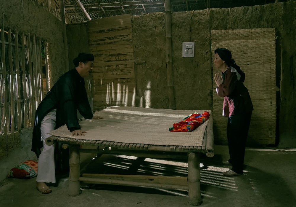 Thu Trang khốn khổ trong phim ngắn Siêu bật - Ảnh 2.