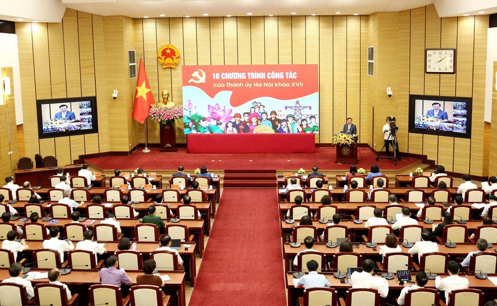 Hơn 35.000 cán bộ học tập, quán triệt 10 chương trình công tác của Thành ủy Hà Nội khóa XVII - Ảnh 2.