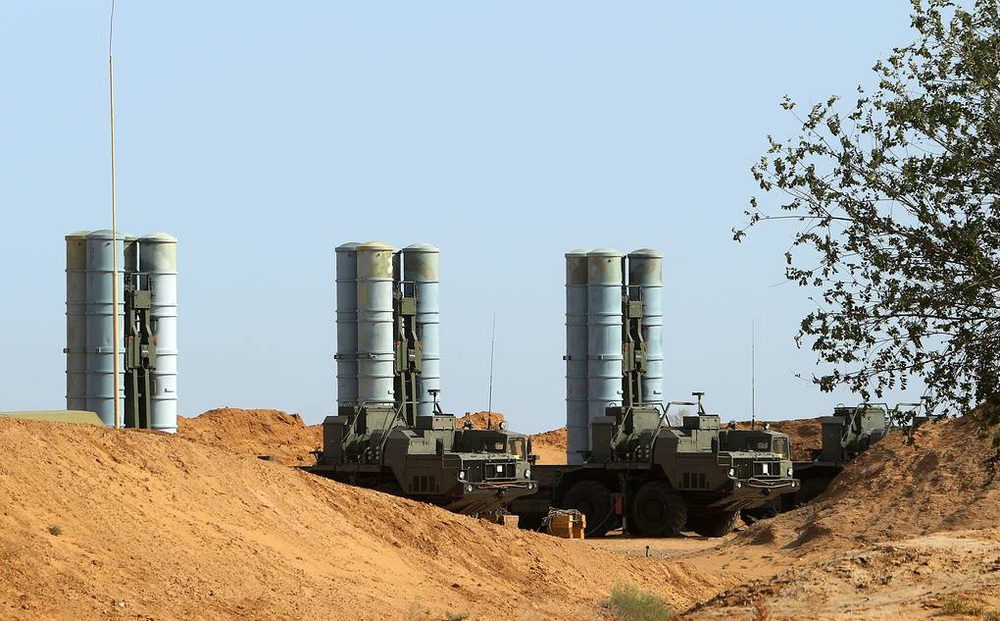 Nga phô diễn năng lực chiến đấu của tên lửa S-400 với tùy viên quân sự nước ngoài