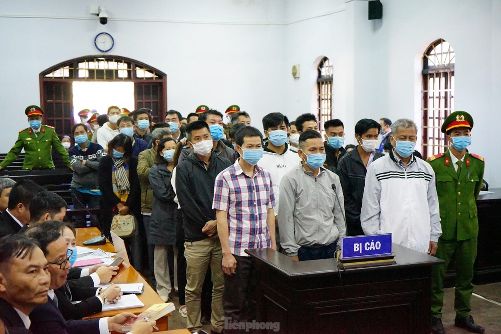 Viện KSND tỉnh thông tin về bị cáo nhập viện tâm thần khi xử trùm xăng giả Trịnh Sướng - Ảnh 1.
