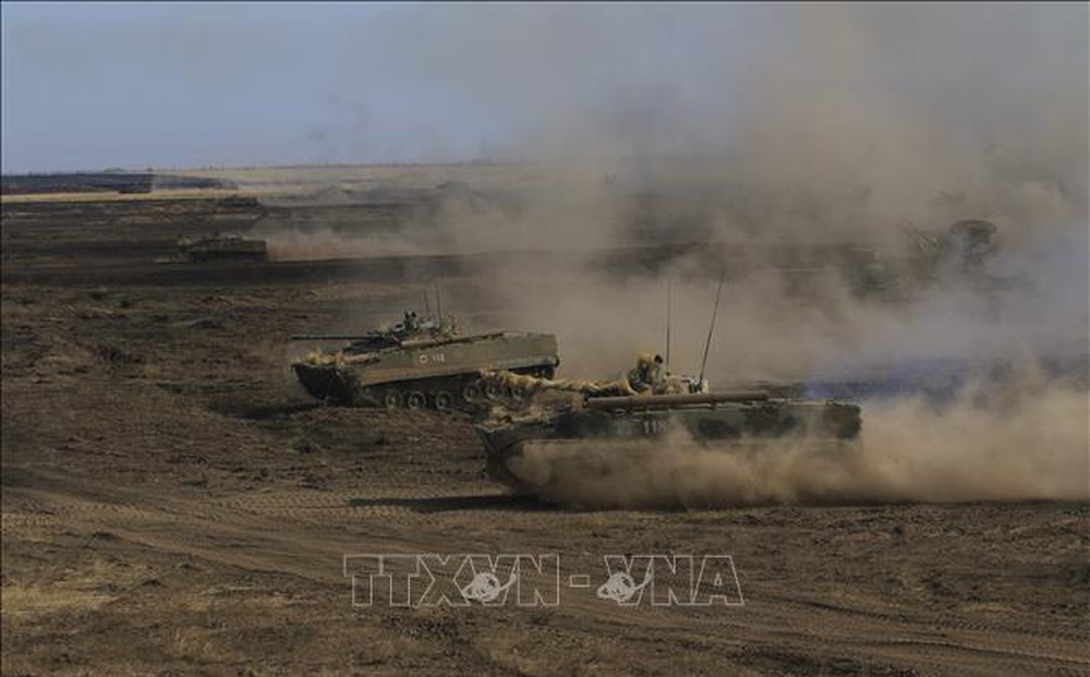 Nga khẳng định việc duy trì quân đội ở biên giới với Ukraine