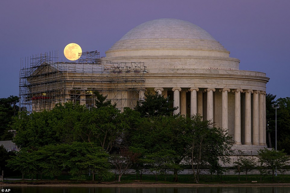 Chiêm ngưỡng chùm ảnh siêu trăng hồng tuyệt đẹp ở khắp nơi trên thế giới - Ảnh 7.