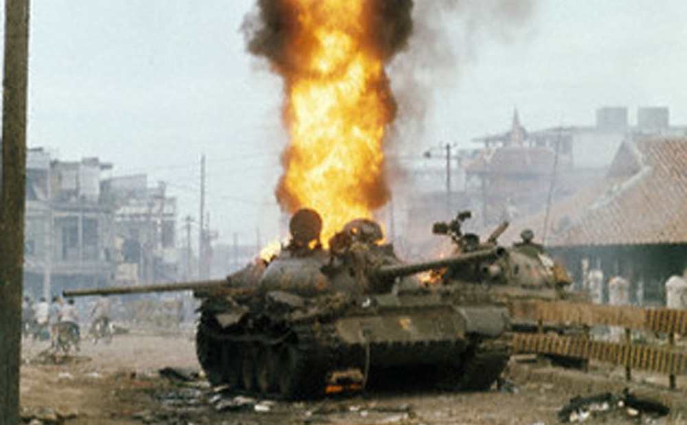 Bức điện lúc nửa đêm: Chìa khóa thành công của Quân đoàn 2 ngày 30-4-1975 - Trận kịch chiến tại đầu cầu Sài Gòn
