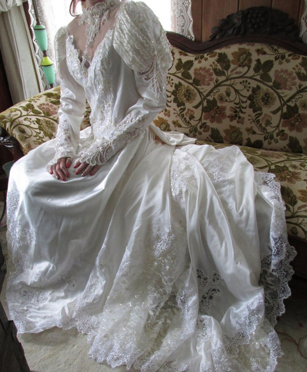 Âm mưu chiếm đoạt 1 chiếc váy cưới, cô dâu tham lam gặp phải cái kết bẽ bàng đúng ngày trọng đại - Ảnh 3.